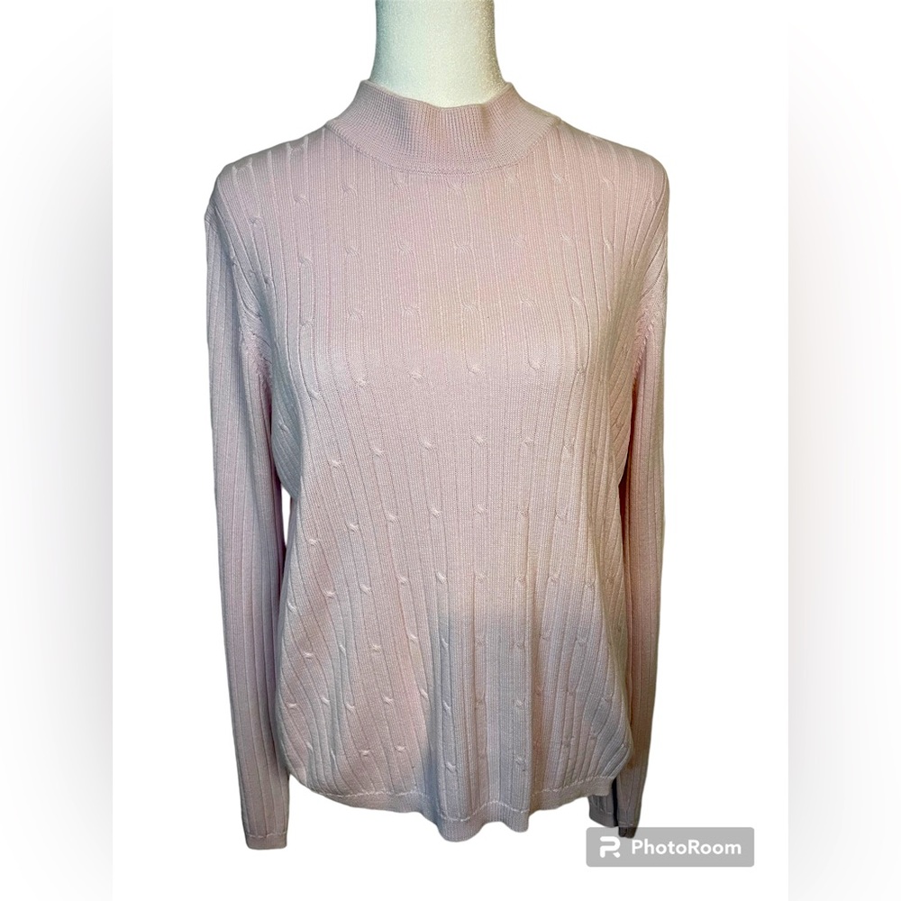 Laura Scott Mock Light Pink Sweater. Size L. Great condition.